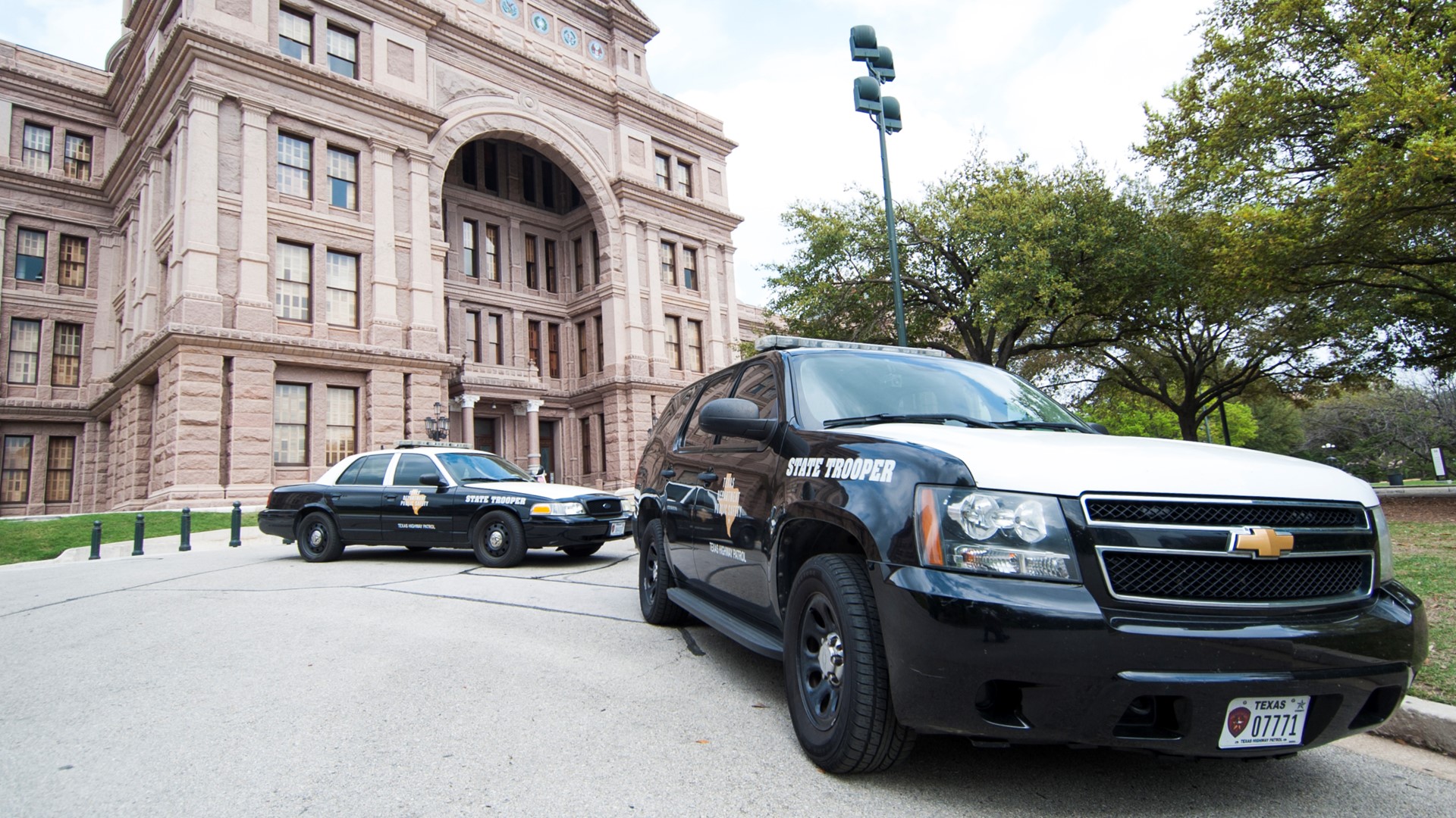 The CrowdSTrike tech issues are impacting the Texas Department of Public Safety and online services for other state agencies.