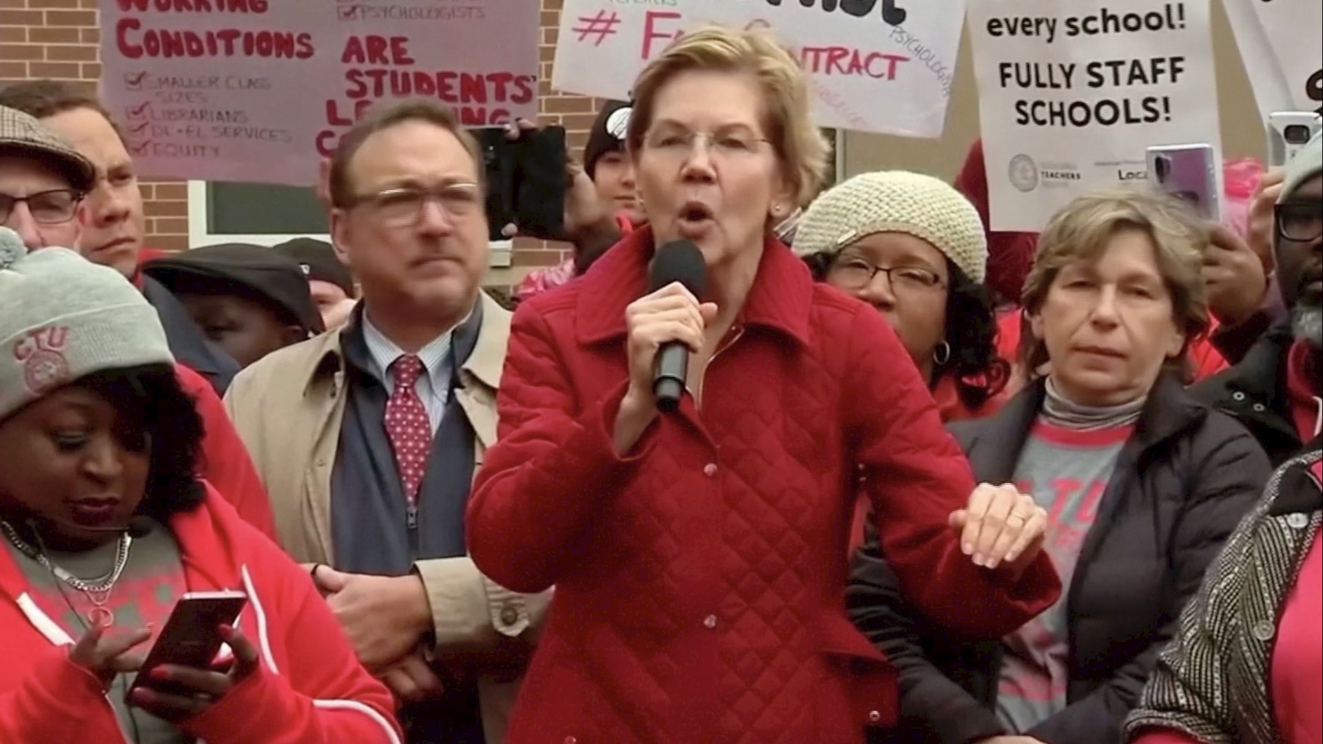 Elizabeth Warren thinks the NCAA allowing for student athletes to receive some compensation is a good start, but the 2020 candidate thinks unions should be the next step. Veuer's Justin Kircher has the story.