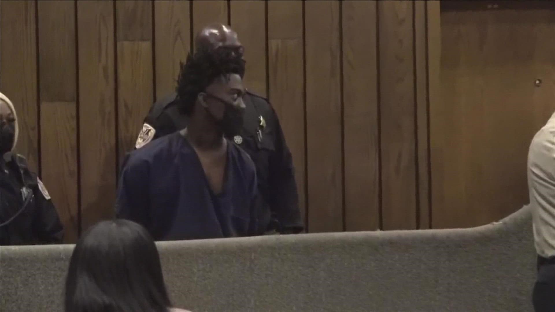 No bond set for suspect accused in Memphis shooting spree | kens5.com