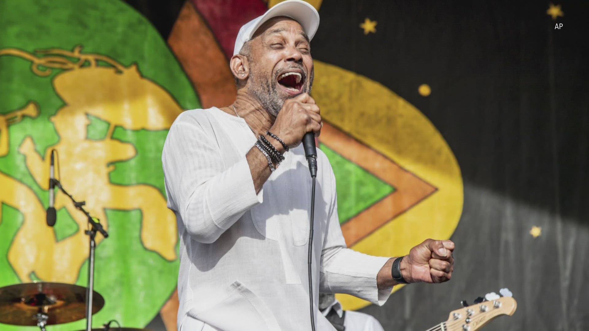 Frankie Beverly, the legendary "Before I Let Go" singer and leader of the soul band Maze, died Tuesday at the age of 77.