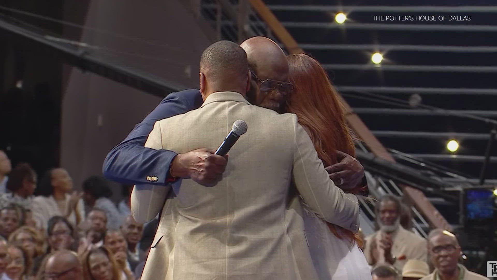 T.D. Jakes announced who the next senior pastors of the Dallas megachurch will be in a Sunday service.
