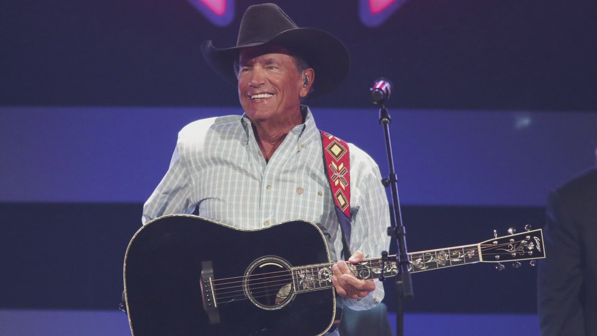 The King of Country said the intimate concert and dinner will be held on July 27 to benefit those impacted by the catastrophic July 4 floods in Kerr County.