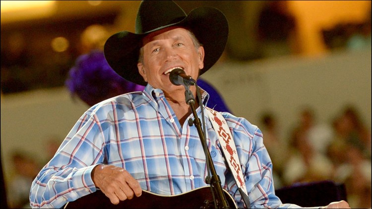 Strait from one king to another: George Strait pays tribute to Vicente Fernández