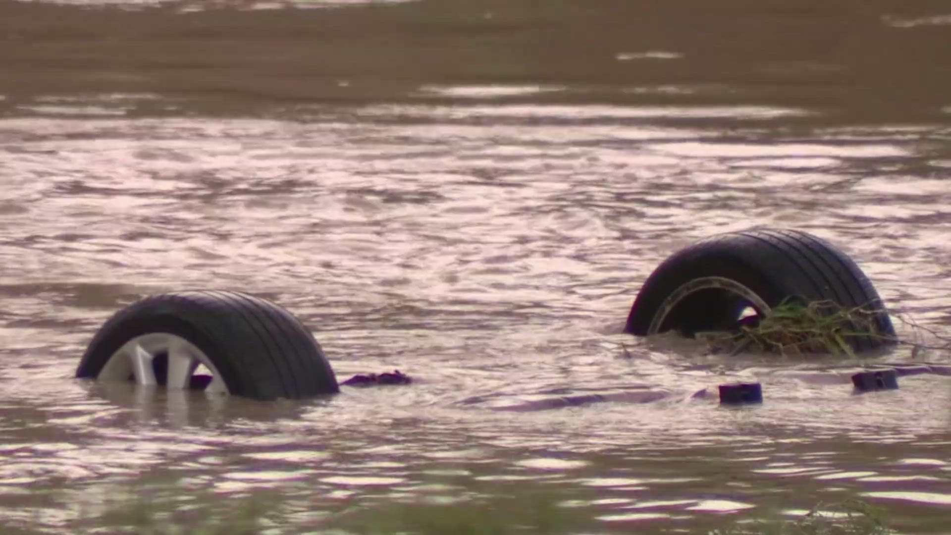 As San Antonio launches an investigation into deadly flash flooding, Pete Delkus explains why flooding is so common in the region from DFW to San Antonio.