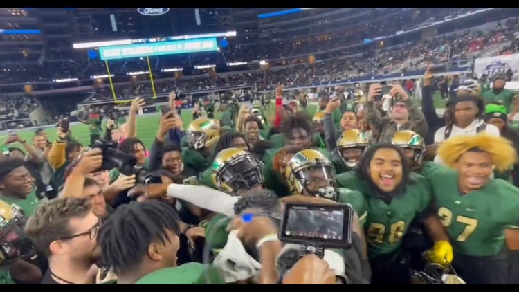 DeSoto wins second title six years after its 1st, Claude Mathis wins 1st as Eagles coach