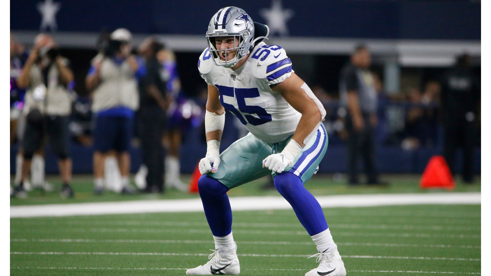 Cowboys LB Vander Esch missing 2nd game with neck injury | kens5.com