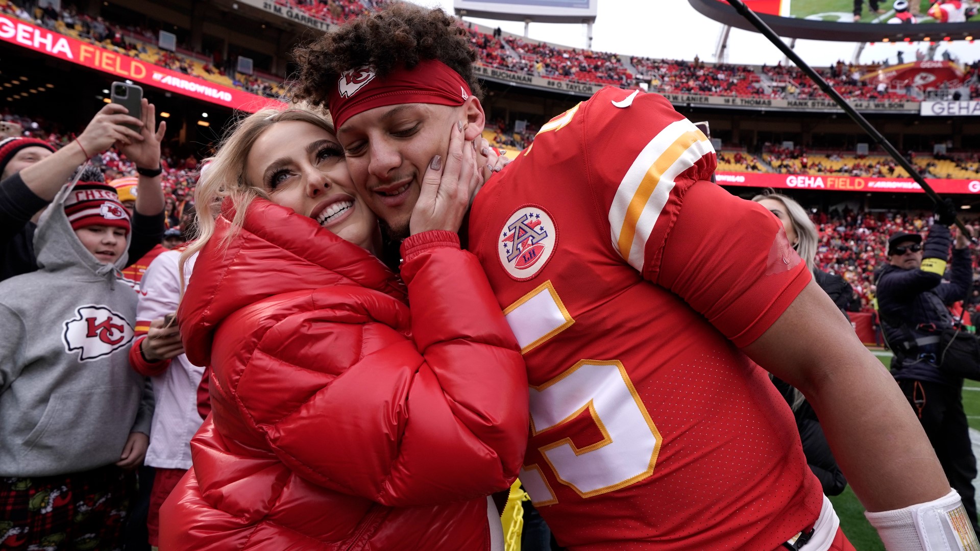 Patrick Lavon Mahomes III, nicknamed "Bronze," was born on Nov. 28, 2022.