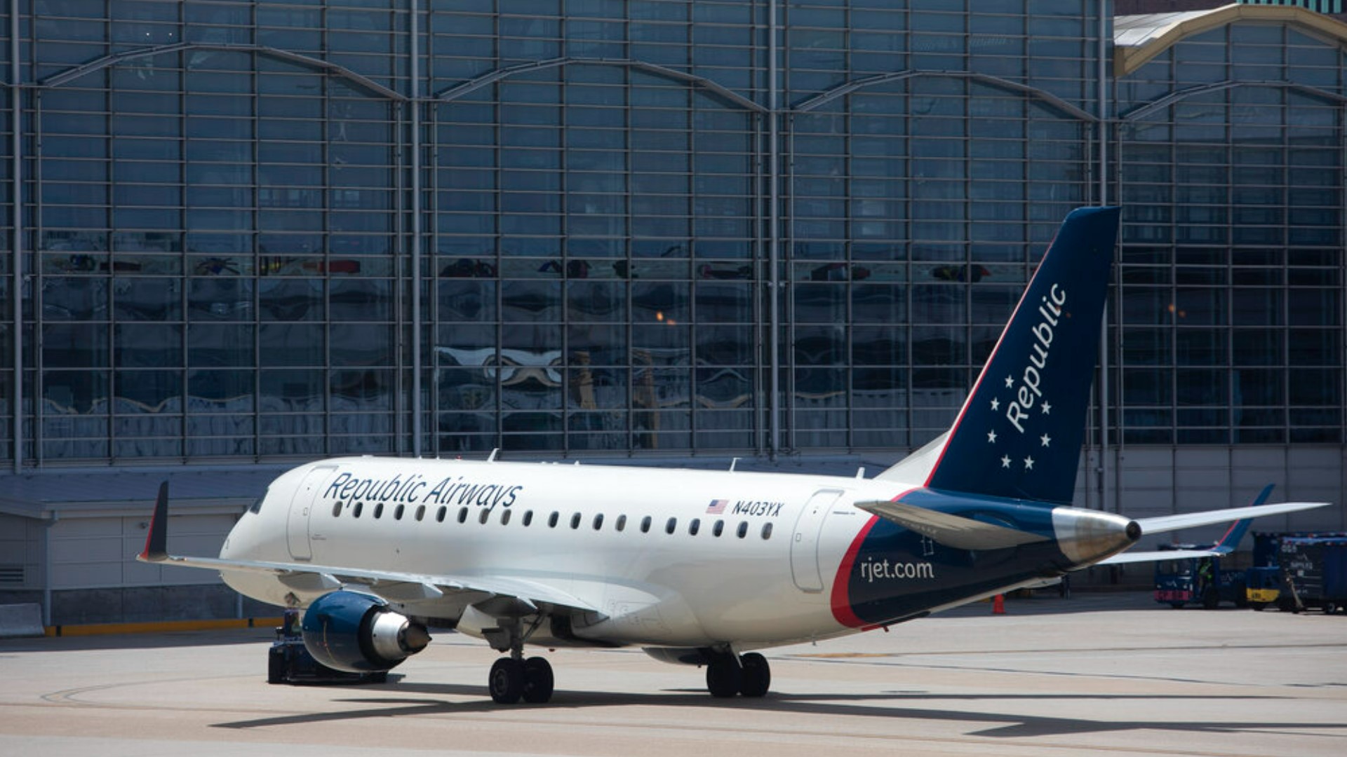 FAA rejects airline's request to hire less experienced pilots | kens5.com