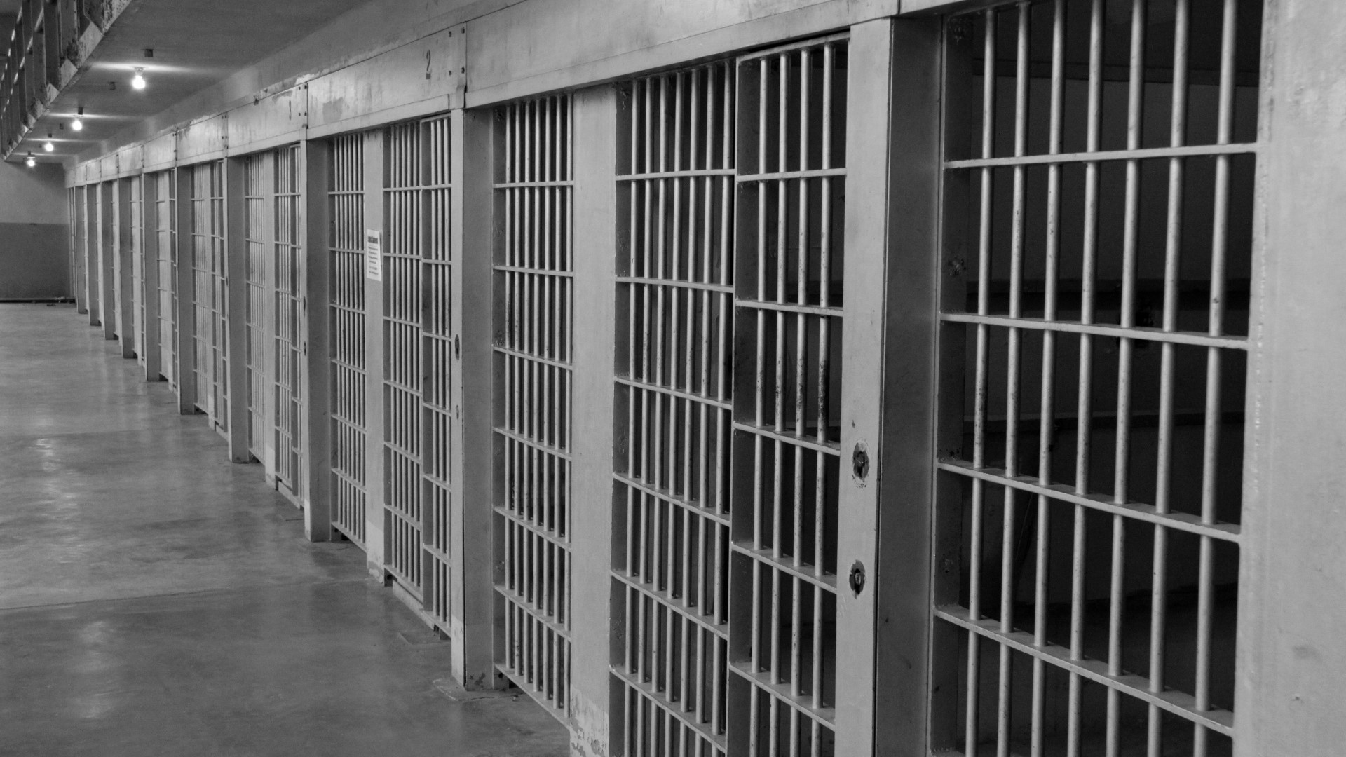 Investigation underway after inmate dies in Hays County Jail | kens5.com