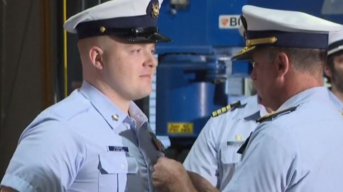 A true hero: 2nd Class Petty Officer Nathaniel Howard gets Silver Lifesaving Medal for rescuing husband and wife from drowning in Cuyahoga Falls - Vimarsana News