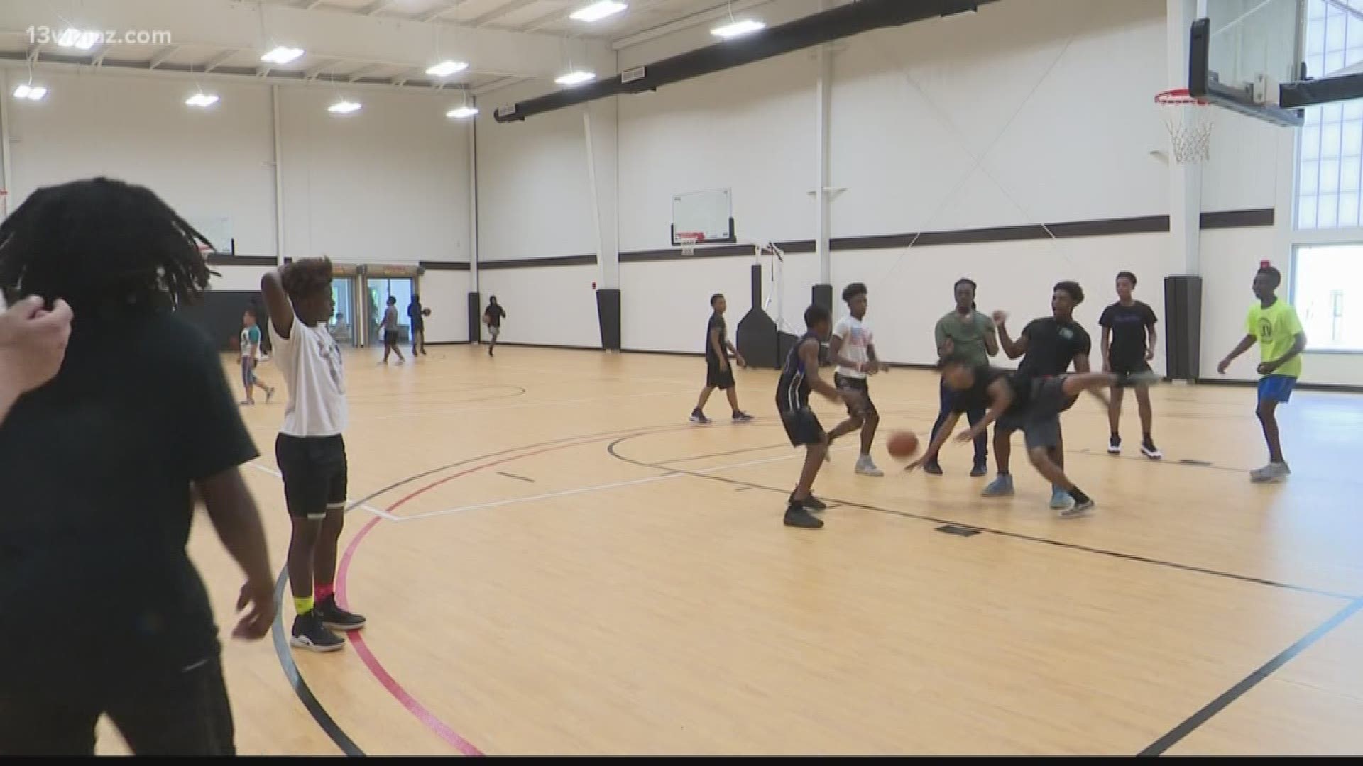 New Warner Robins Basketball Complex Draws Kids On Summer Vacation Kens5 Com