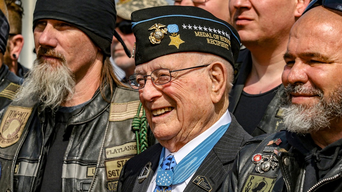 Last remaining WWII Medal of Honor recipient, 98, dies - Vimarsana News