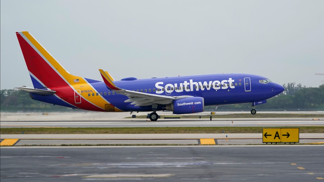 Southwest Airlines resumes selling inflight alcohol Feb. 16 - Vimarsana News